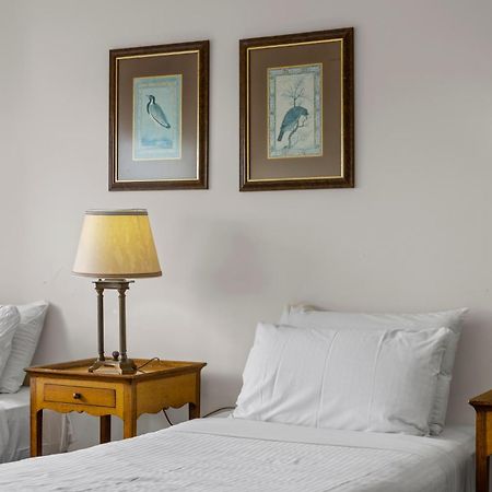The Oasis Apartments Brisbane Extérieur photo