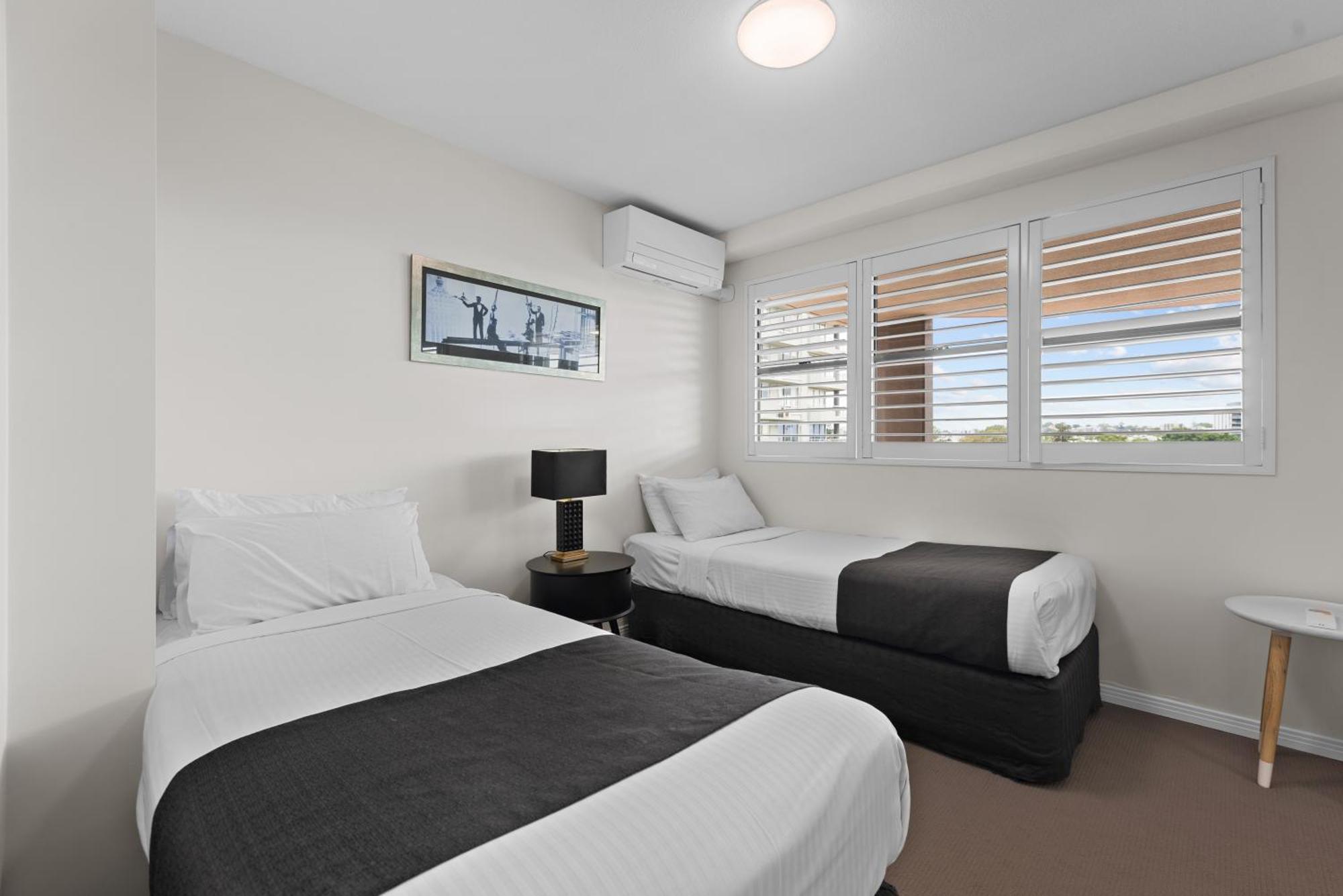The Oasis Apartments Brisbane Extérieur photo