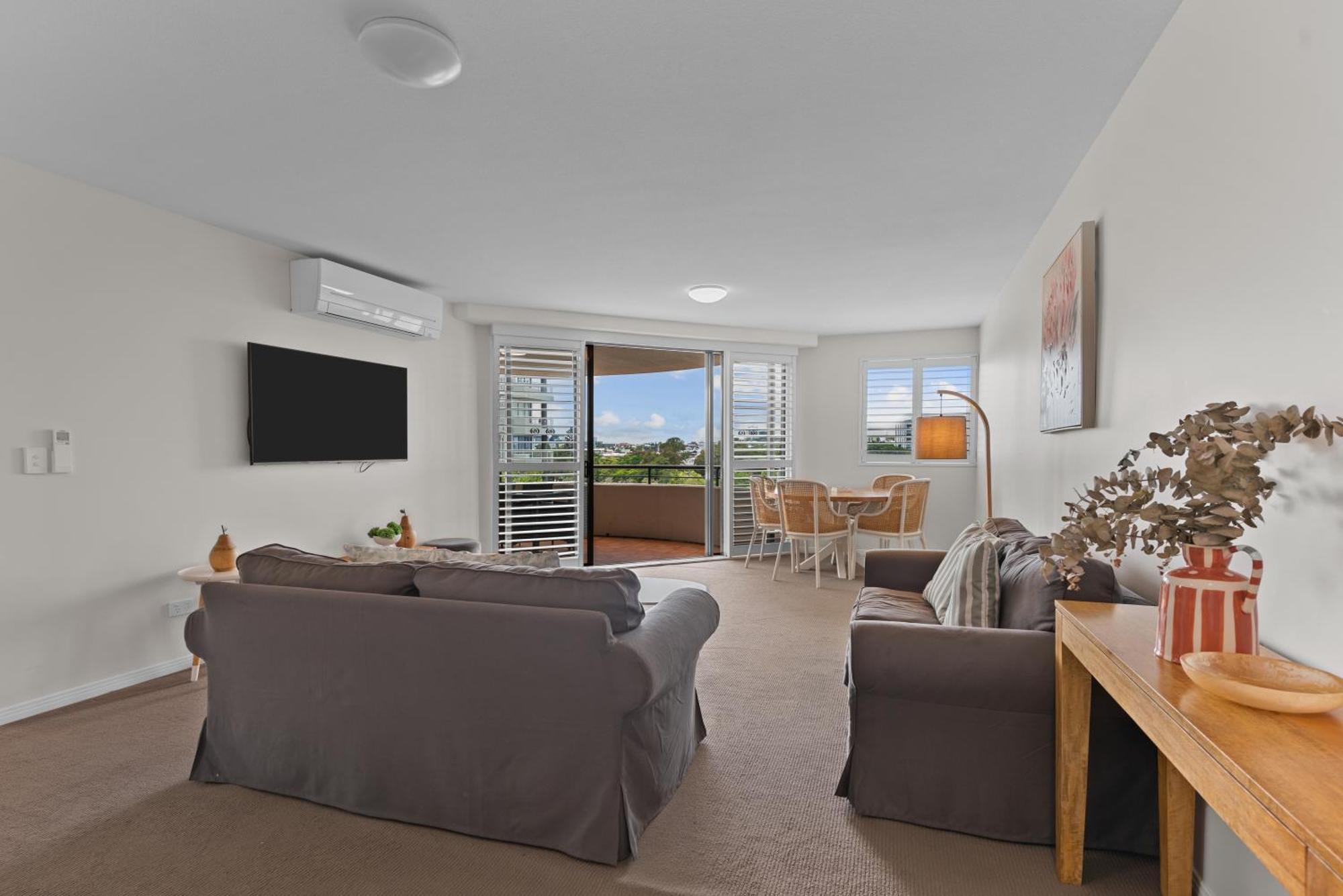 The Oasis Apartments Brisbane Extérieur photo