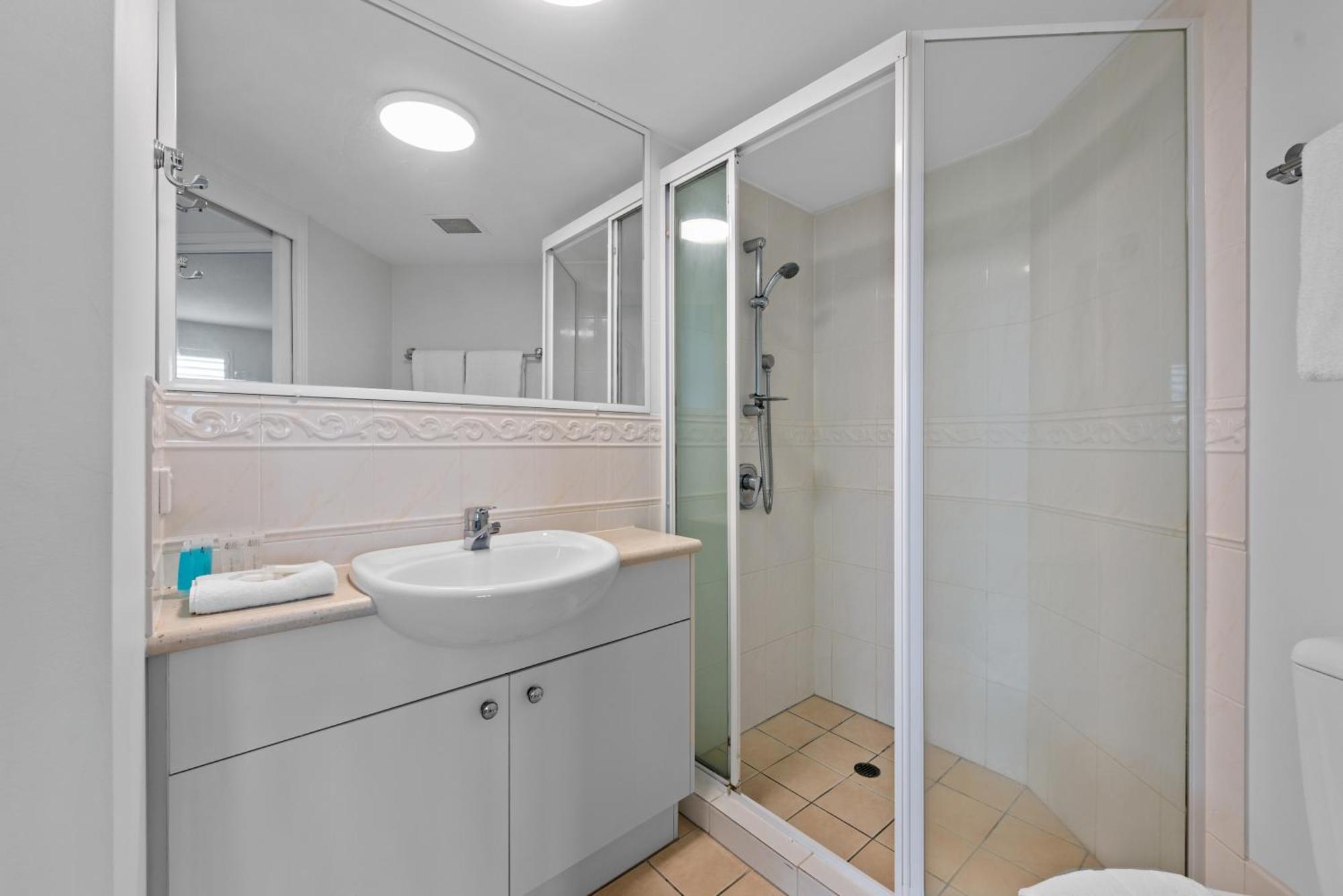 The Oasis Apartments Brisbane Extérieur photo