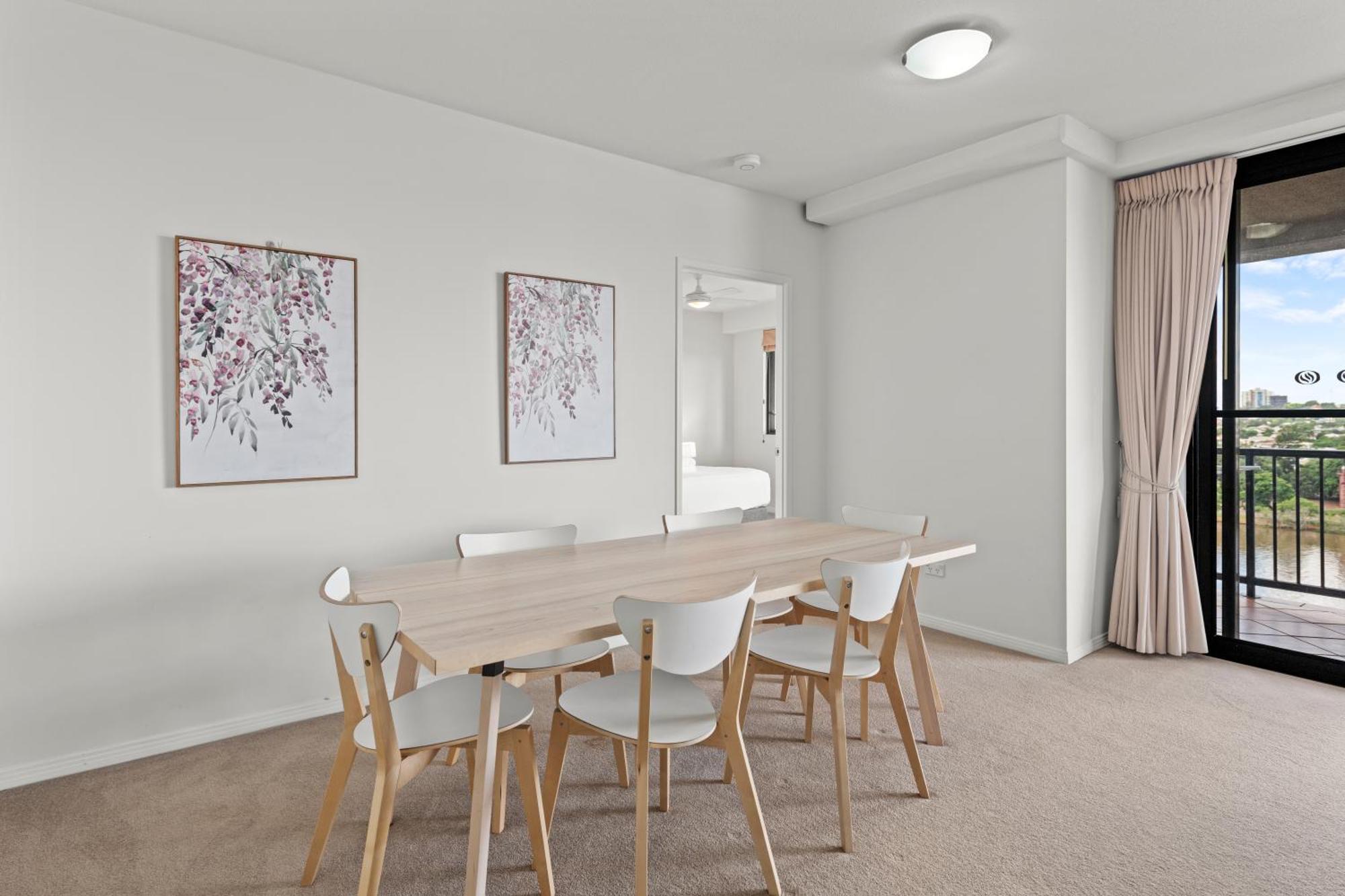 The Oasis Apartments Brisbane Extérieur photo