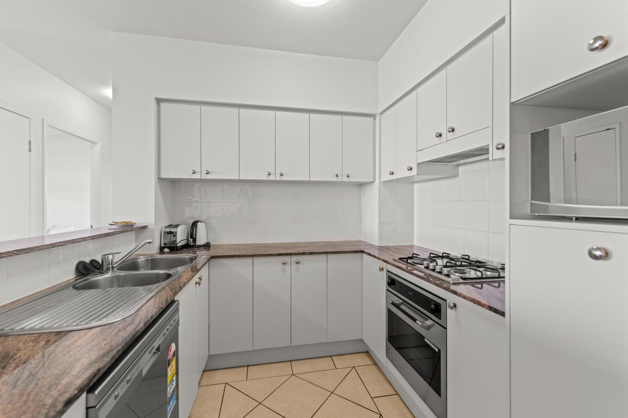 The Oasis Apartments Brisbane Extérieur photo