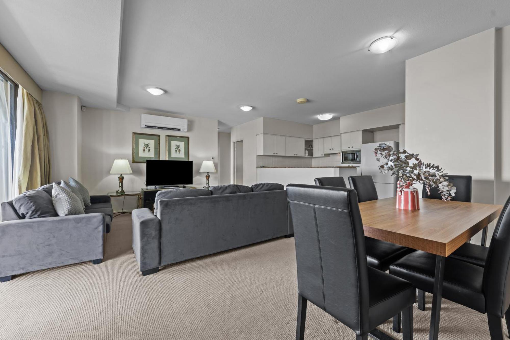 The Oasis Apartments Brisbane Extérieur photo