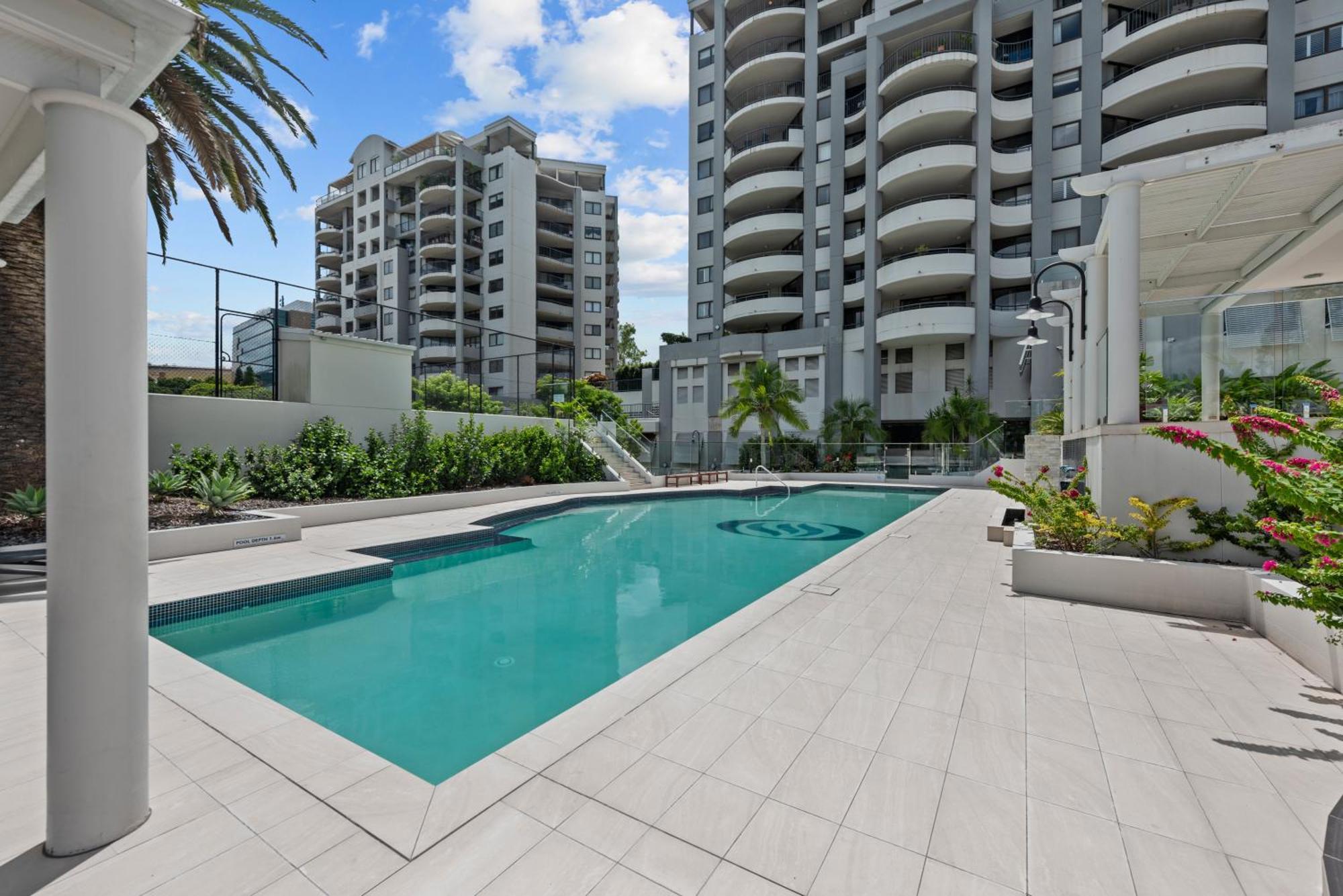 The Oasis Apartments Brisbane Extérieur photo