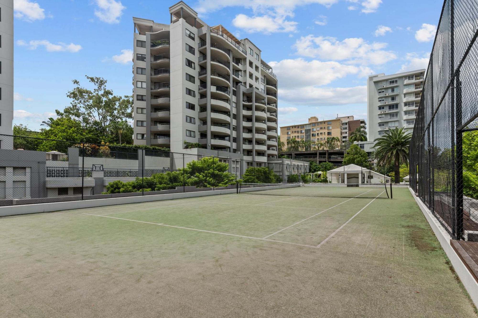 The Oasis Apartments Brisbane Extérieur photo