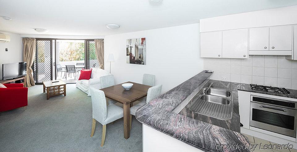 The Oasis Apartments Brisbane Extérieur photo