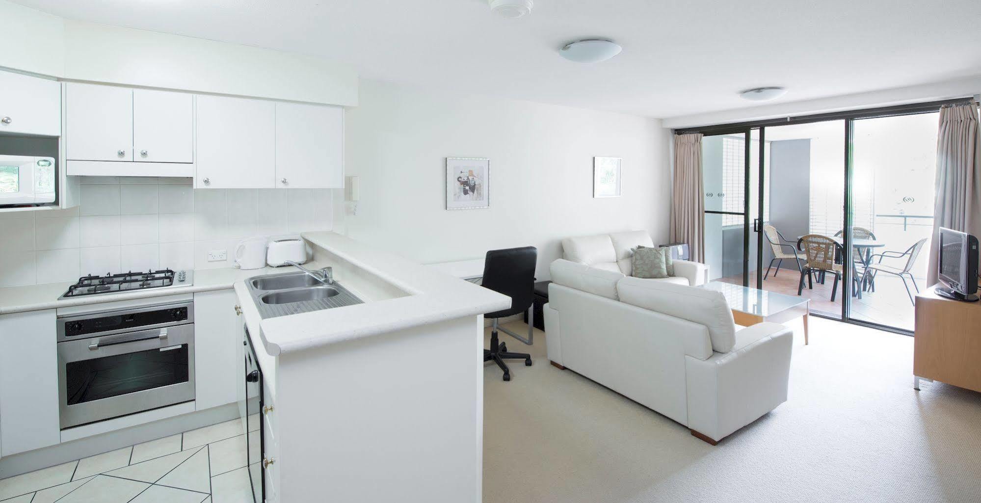 The Oasis Apartments Brisbane Extérieur photo